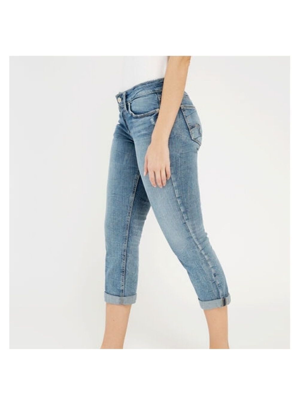 Silver Jeans Women's Suki Mod Rise Capri New with Tags 29x24